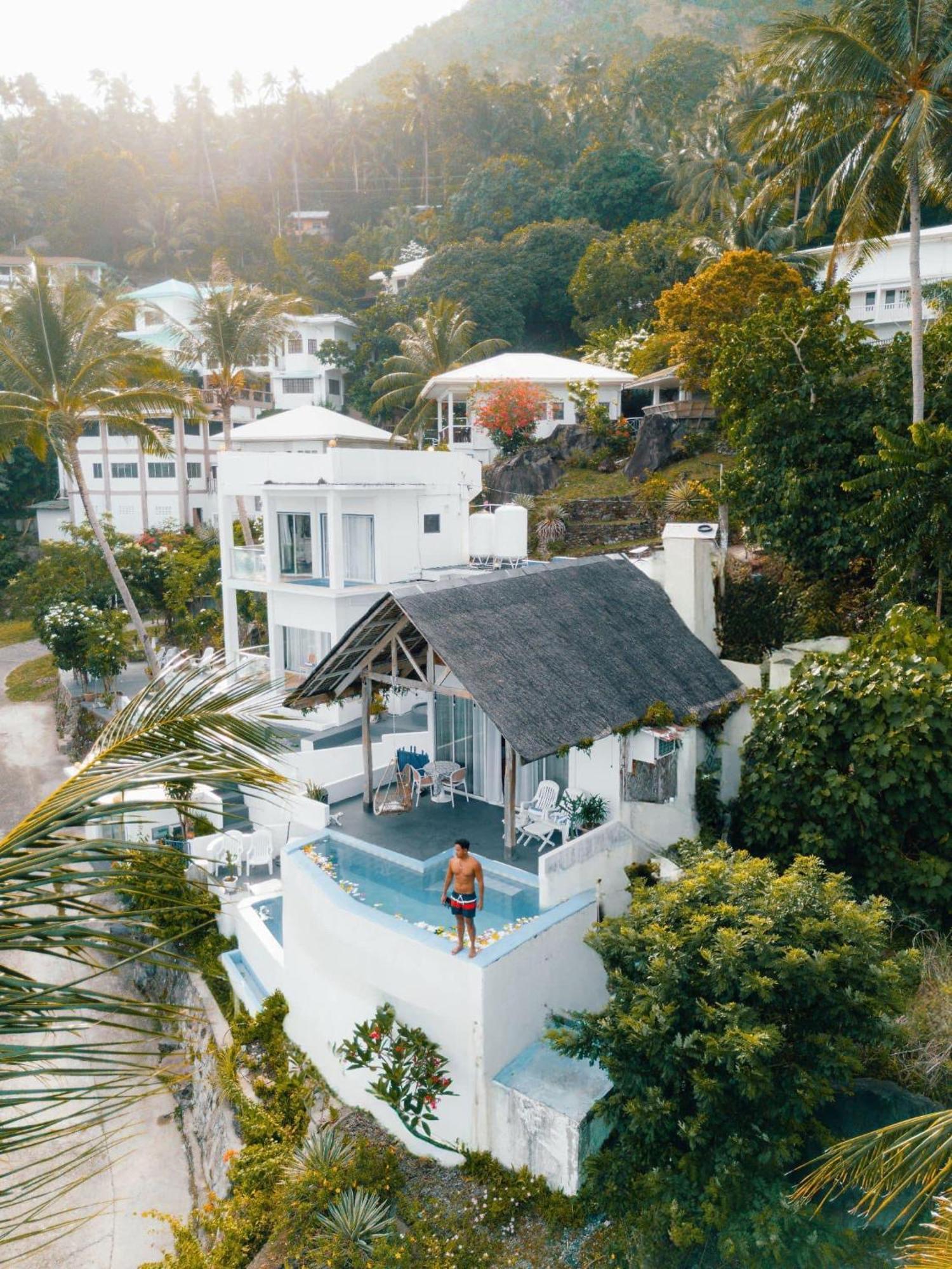 Bintana Sa Paraiso Hotel Mambajao Exterior photo